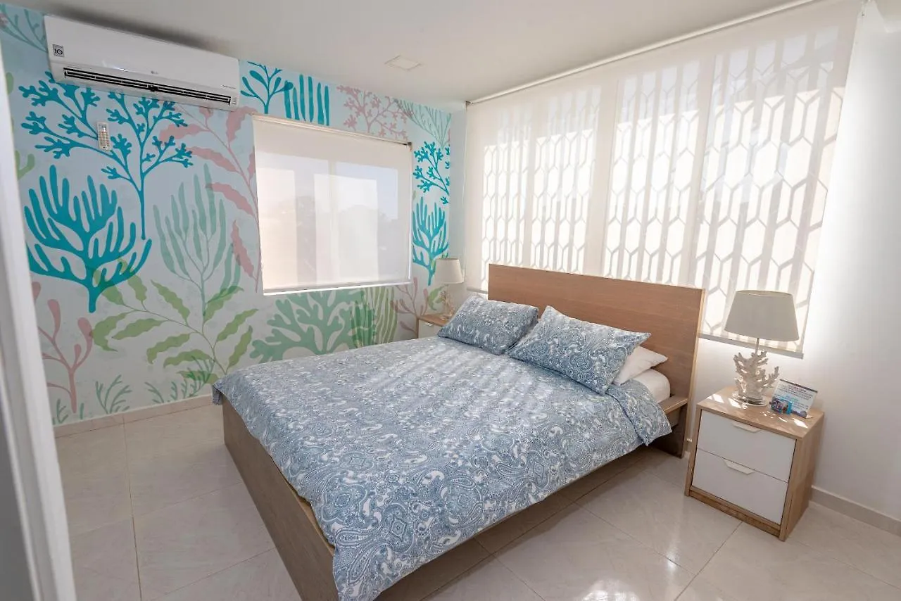 Bed & Breakfast By The Sea Guest House San Andres